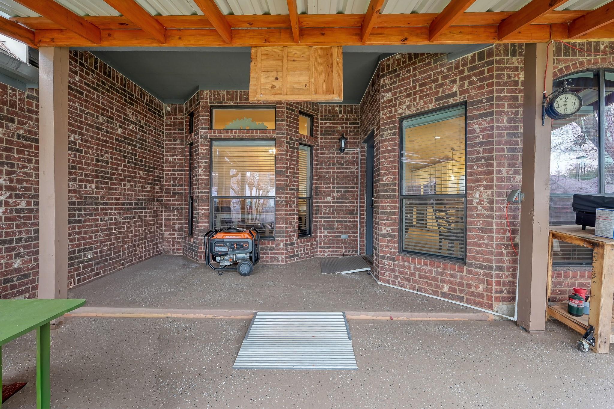 3322 Hemingway Drive