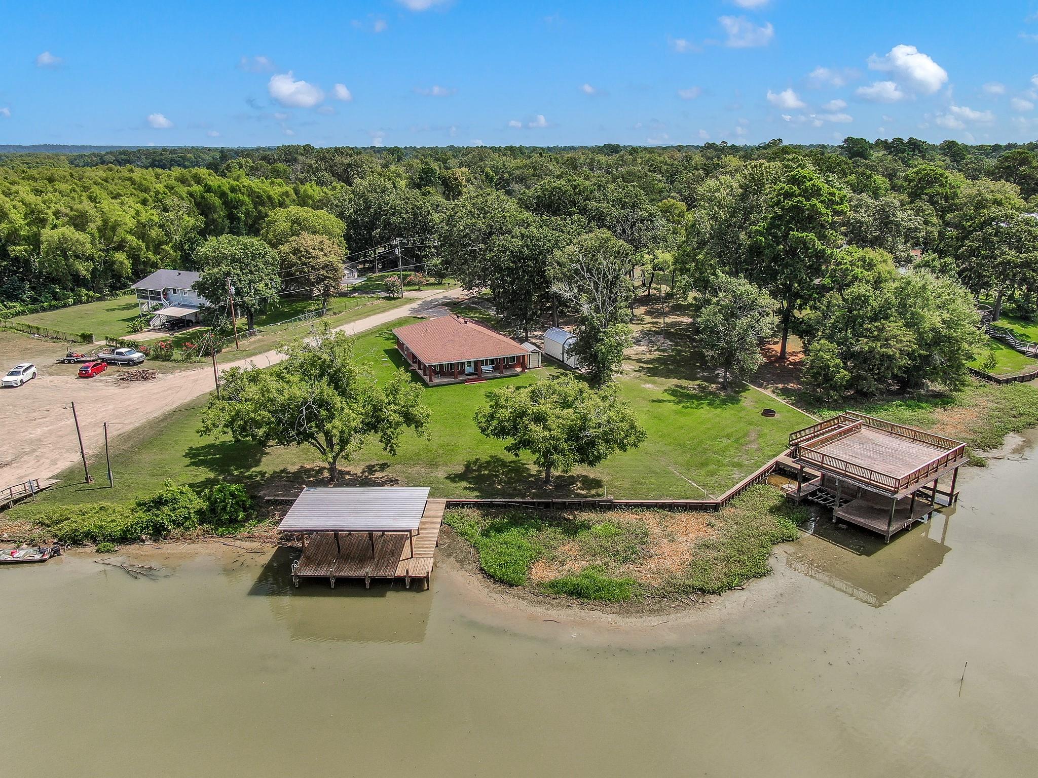 361 S Lakeside Drive