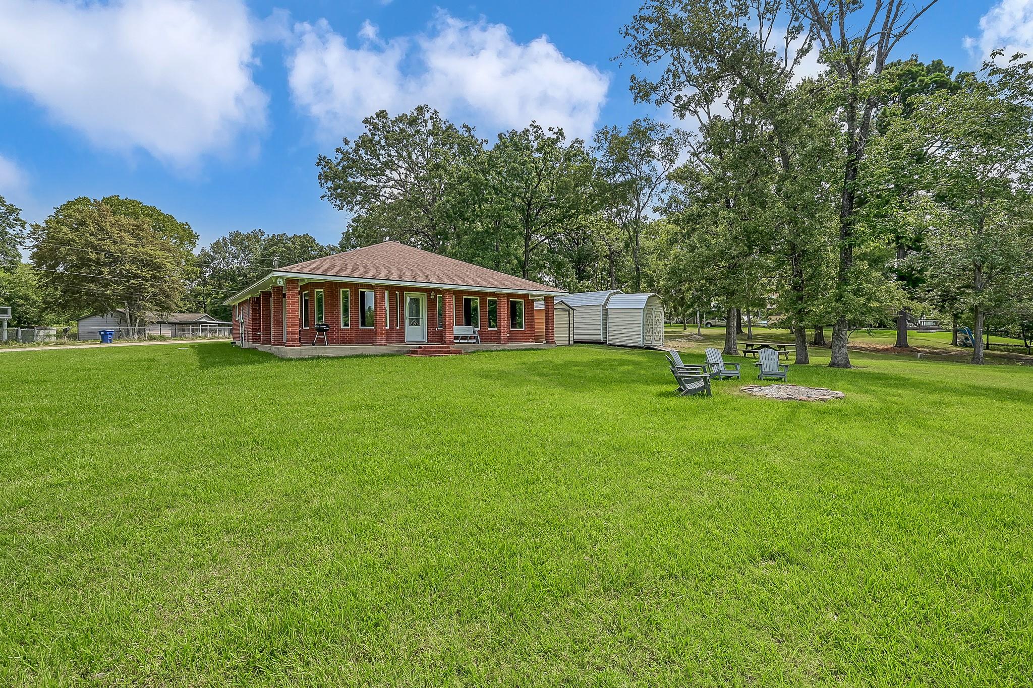 361 S Lakeside Drive
