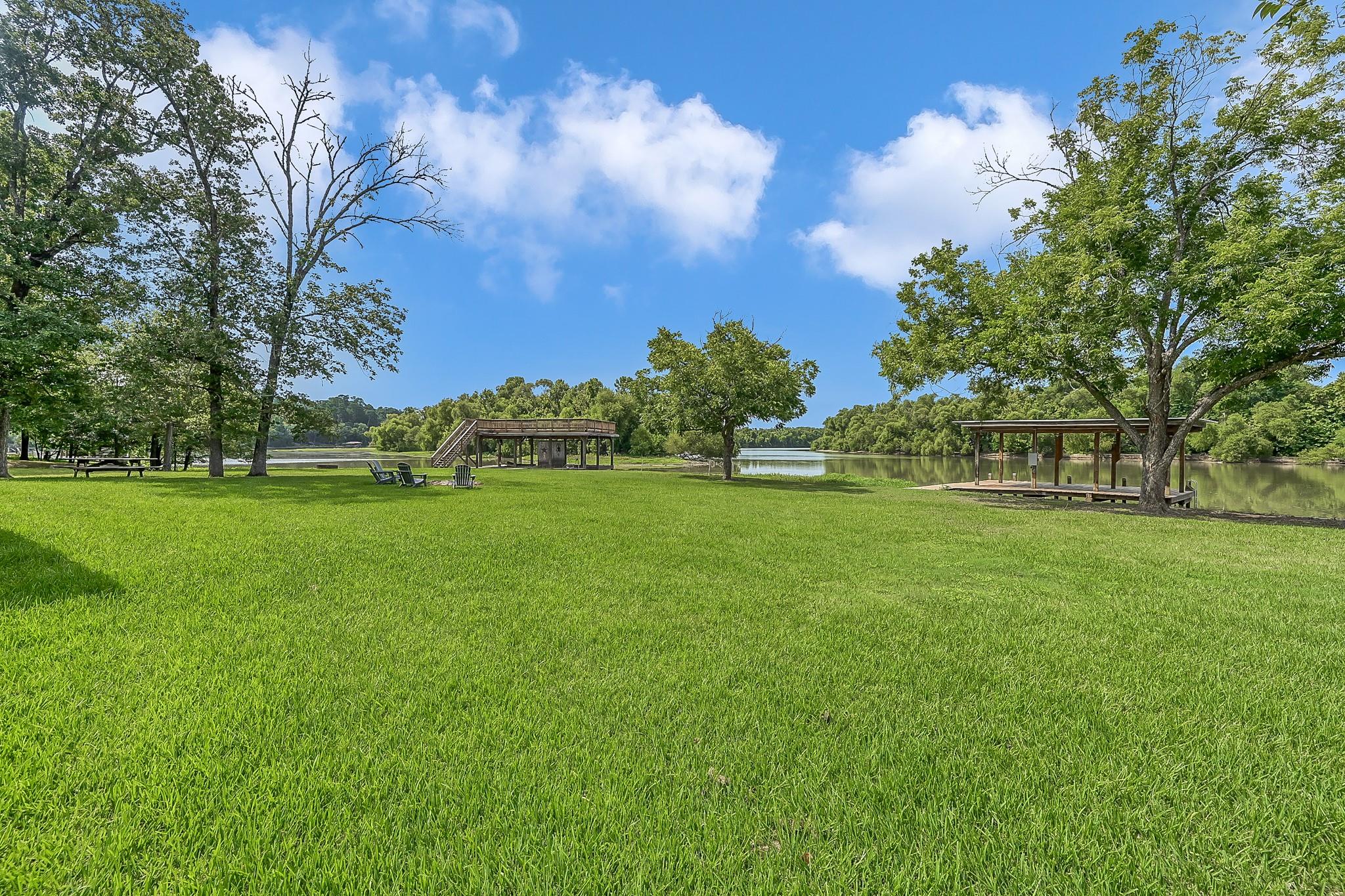 361 S Lakeside Drive