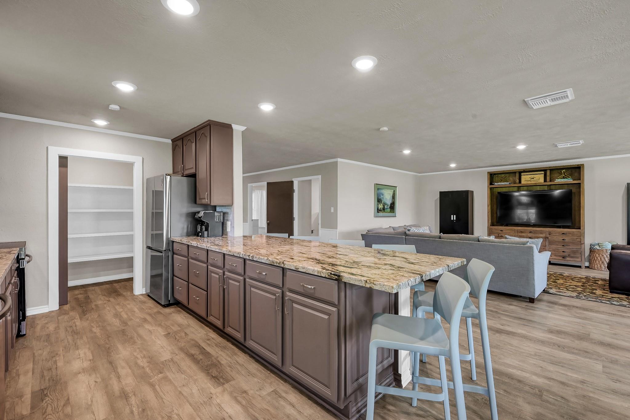 361 S Lakeside Drive