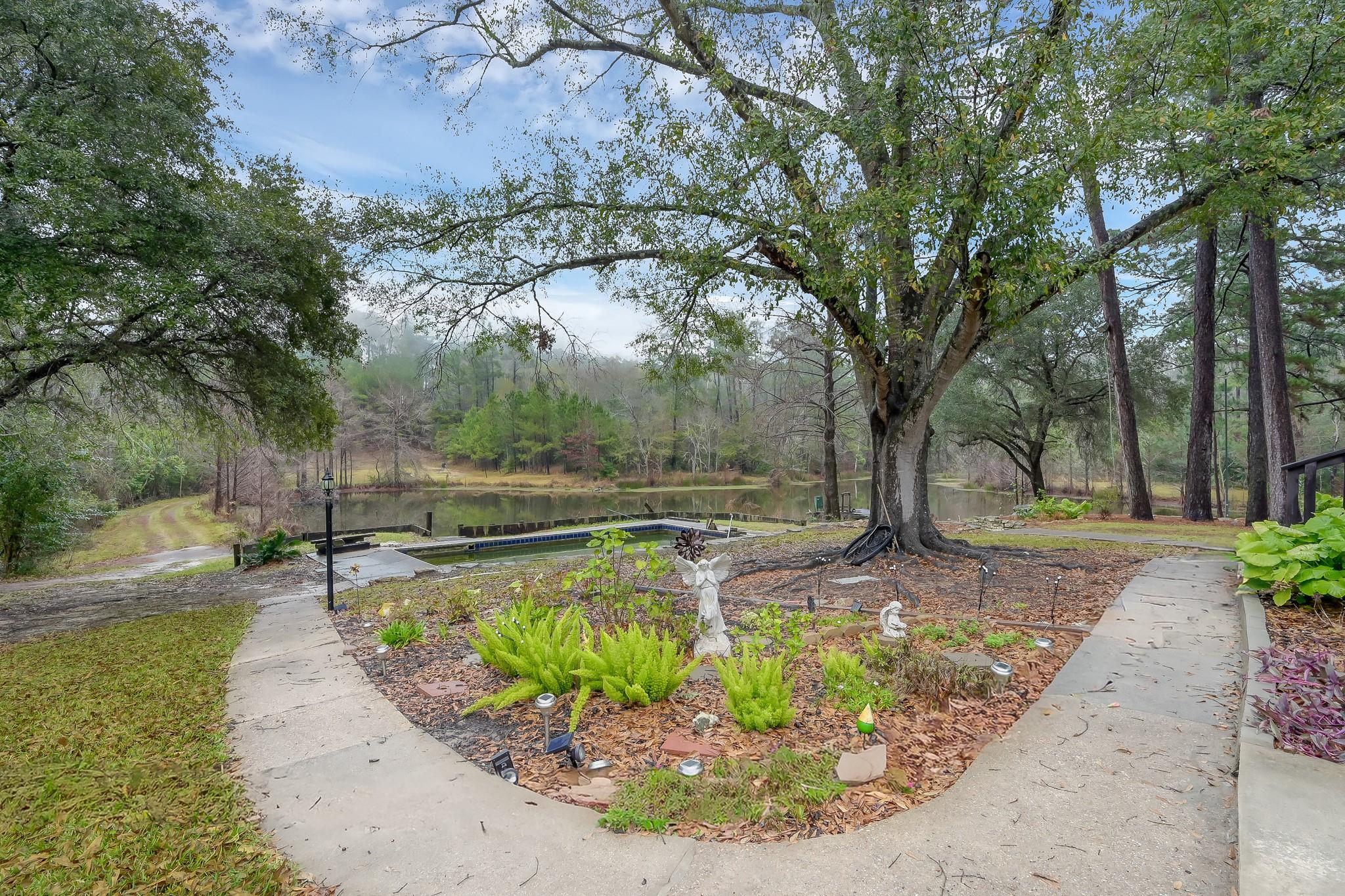 80 Nettie Phillips Road