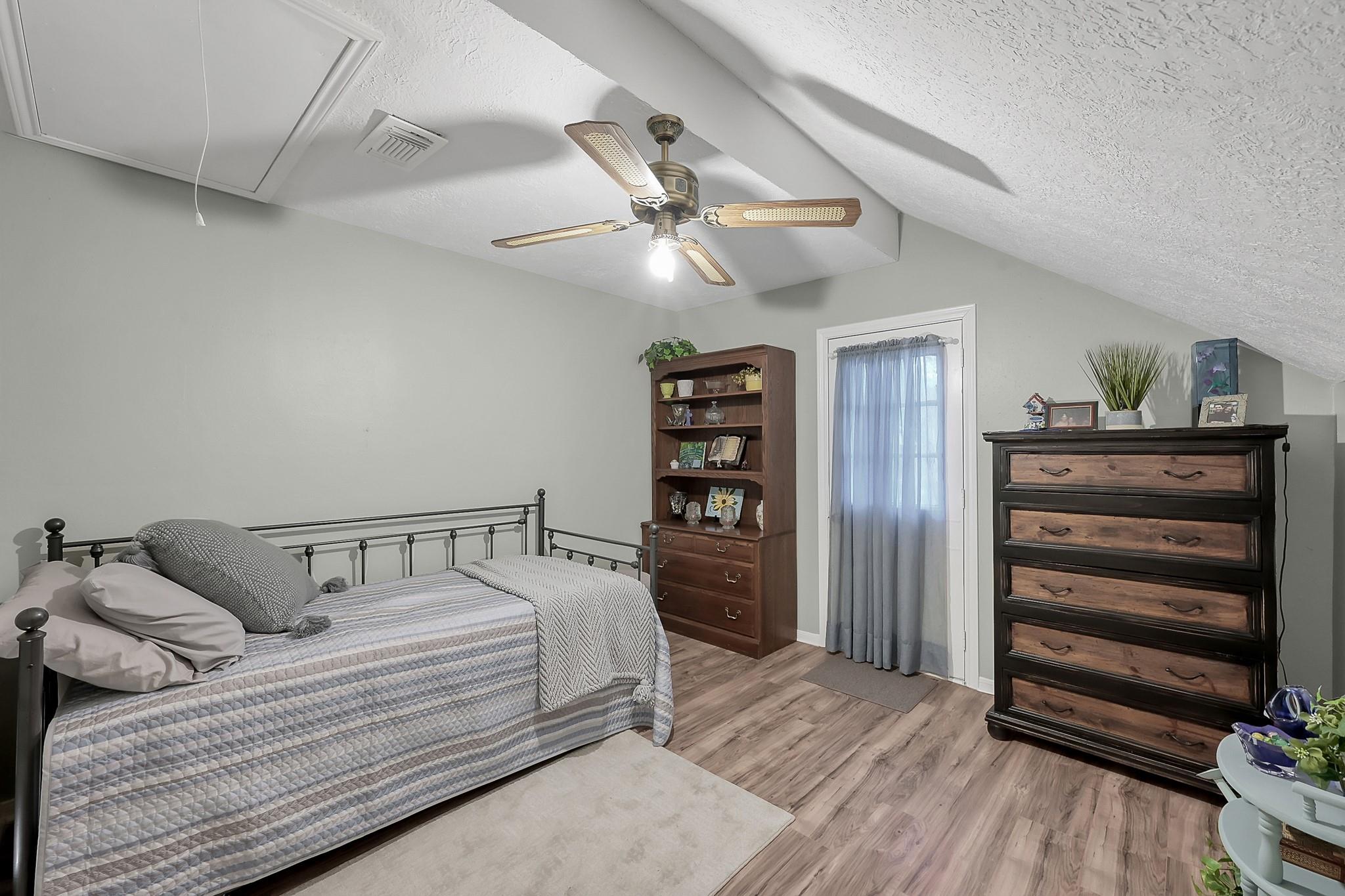 80 Nettie Phillips Road