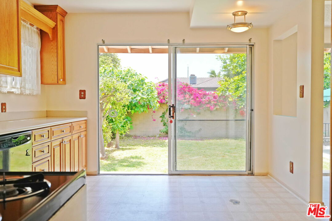 5225 Emporia Ave