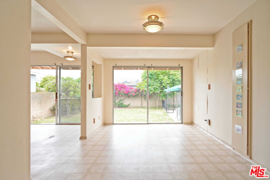 5225 Emporia Ave