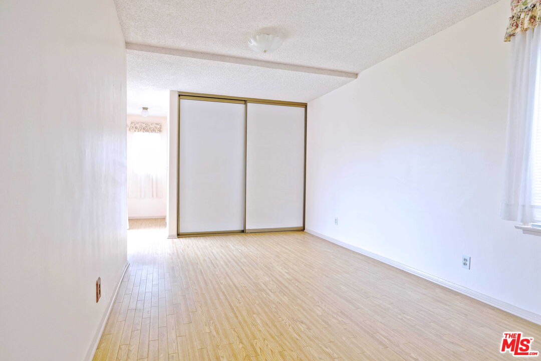 5225 Emporia Ave