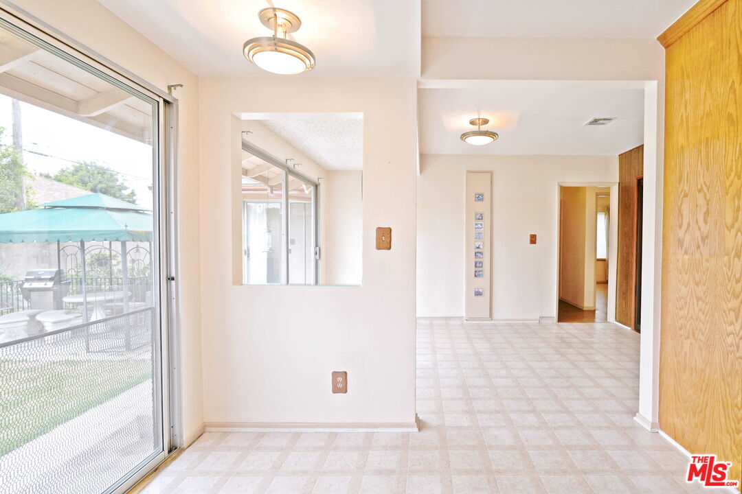 5225 Emporia Ave