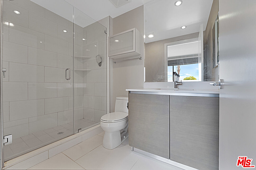 1730 Sawtelle Blvd Unit: 214