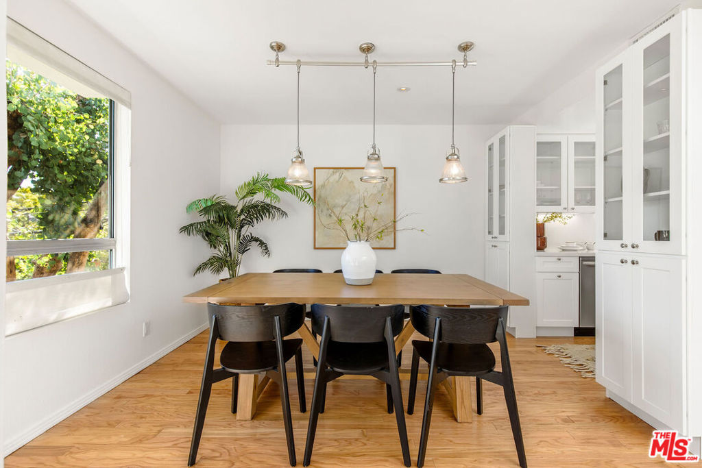 10650 Holman Avenue 212