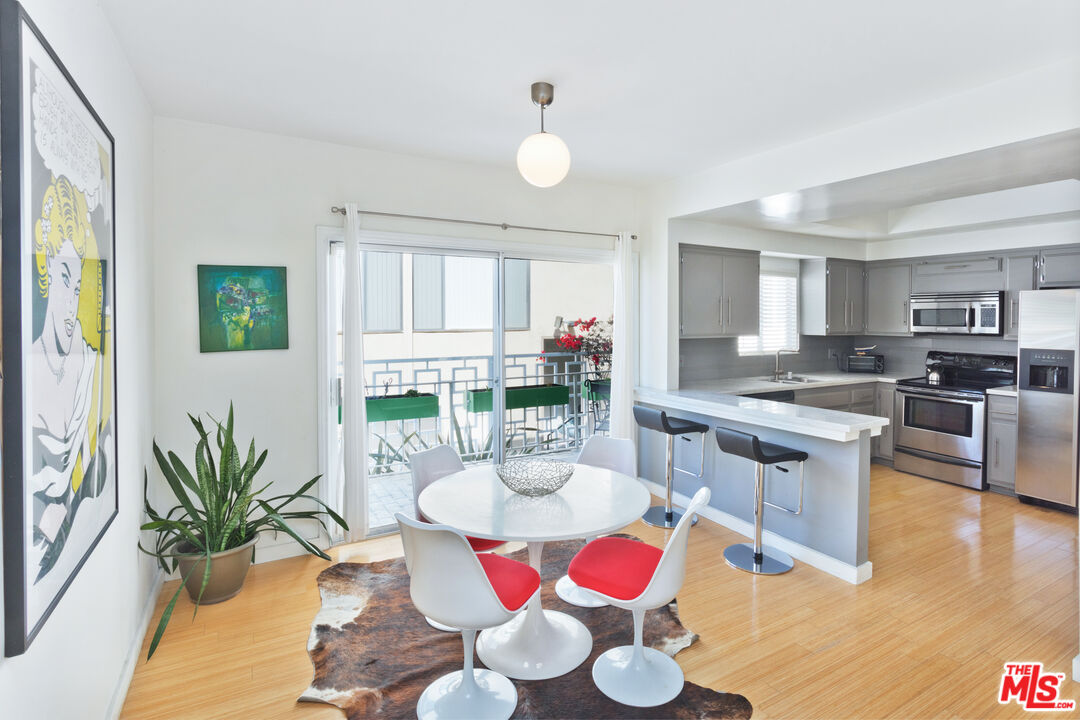 11906 Gorham Ave Unit: 1