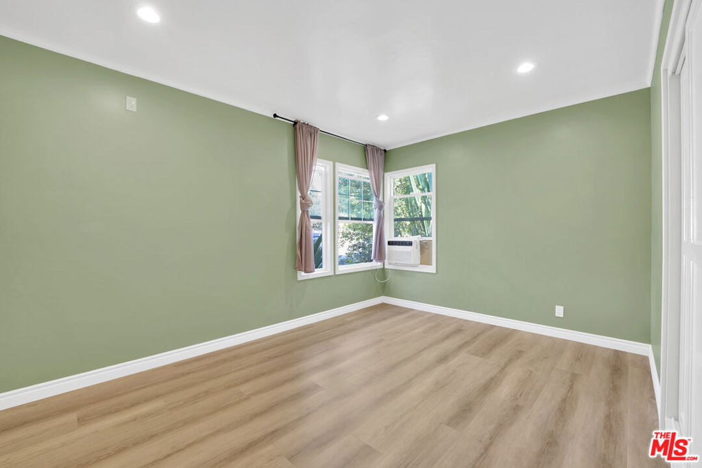 70 N Berkeley Avenue