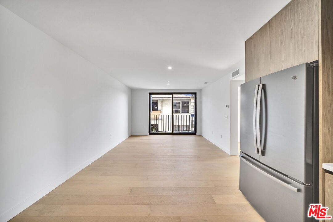 4506 Dockweiler Unit: 202