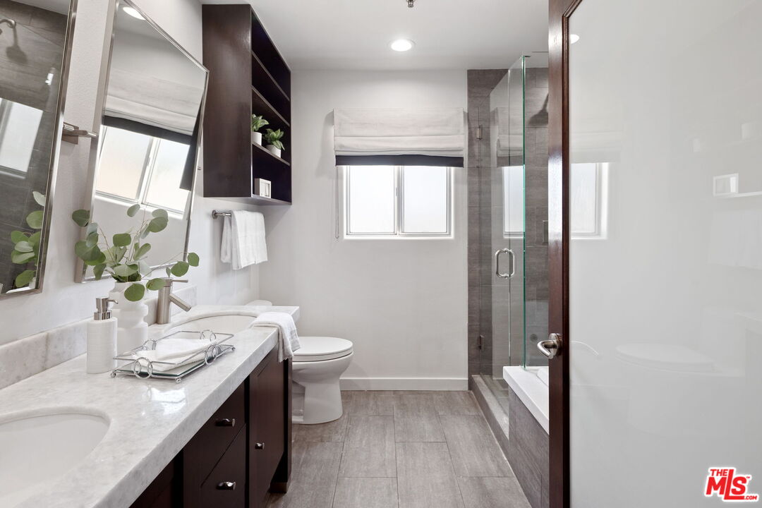 12011 Goshen Ave Unit: 301