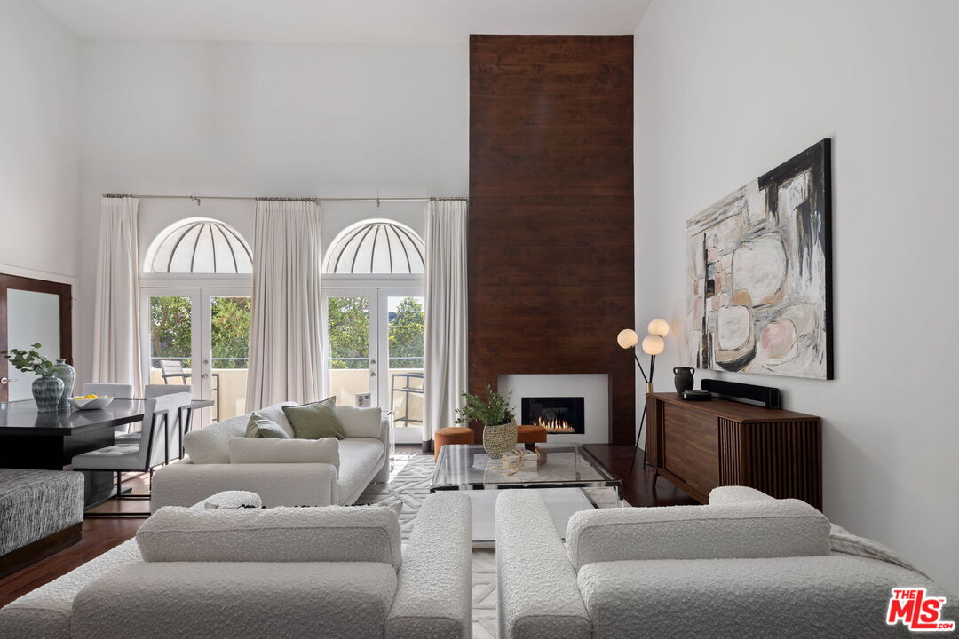 12011 Goshen Ave Unit: 301