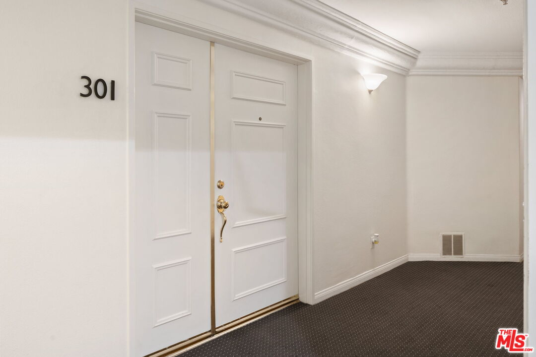 12011 Goshen Ave Unit: 301