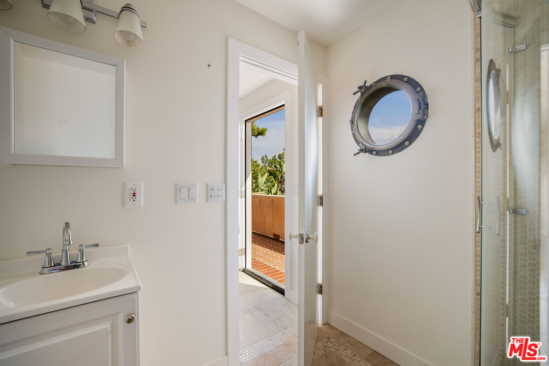 620 Resolano Dr