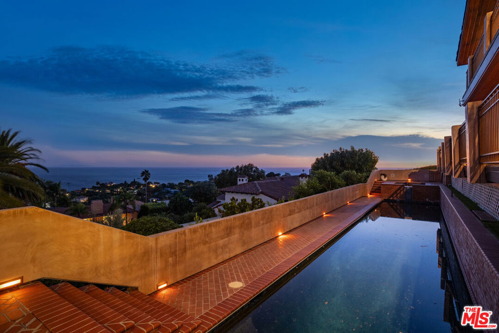 620 Resolano Drive