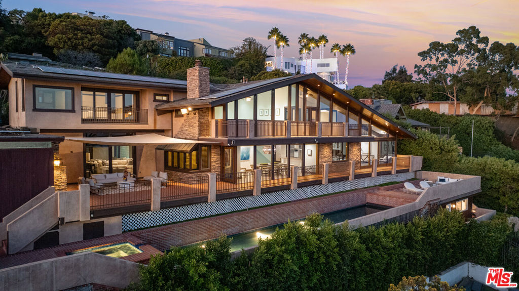 620 Resolano Drive