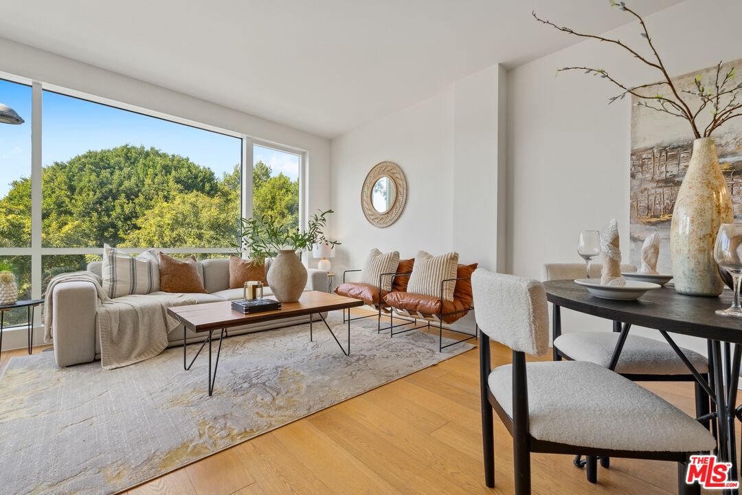 1705 Ocean Ave Unit: 206
