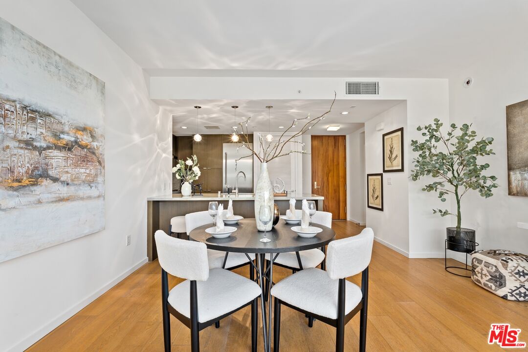 1705 Ocean Ave Unit: 206