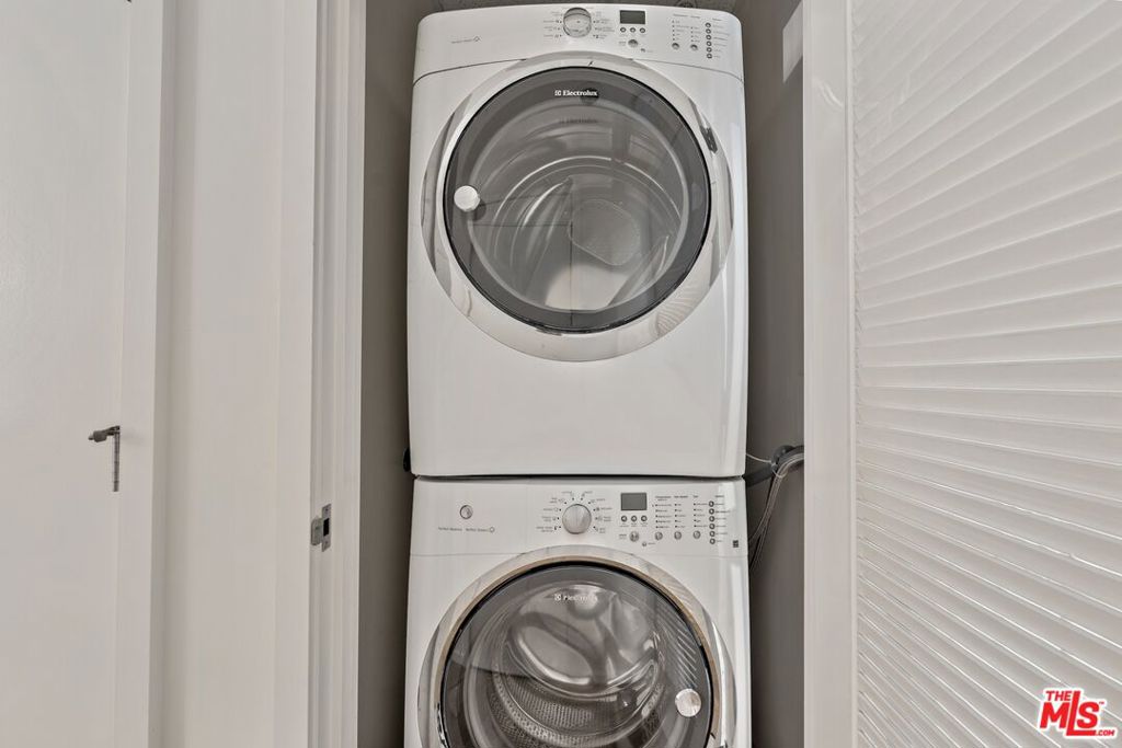 1705 Ocean Avenue 206