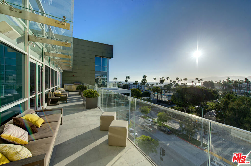 1705 Ocean Avenue 206