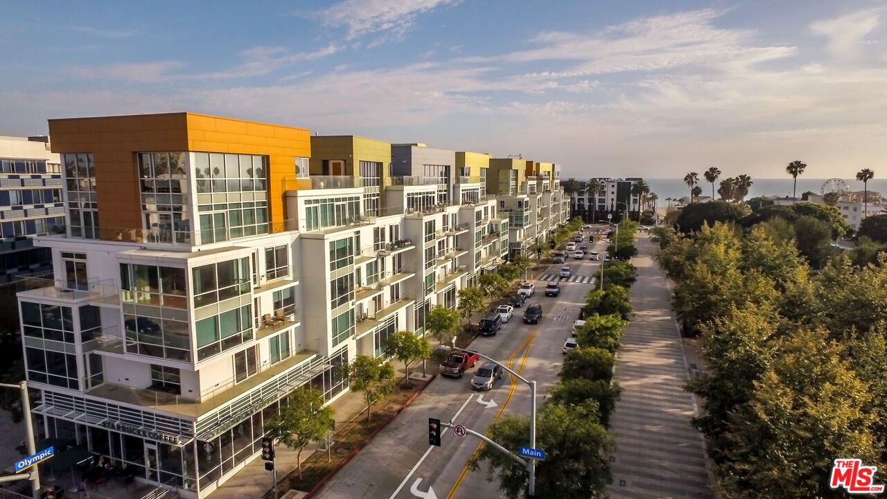 1705 Ocean Ave Unit: 206