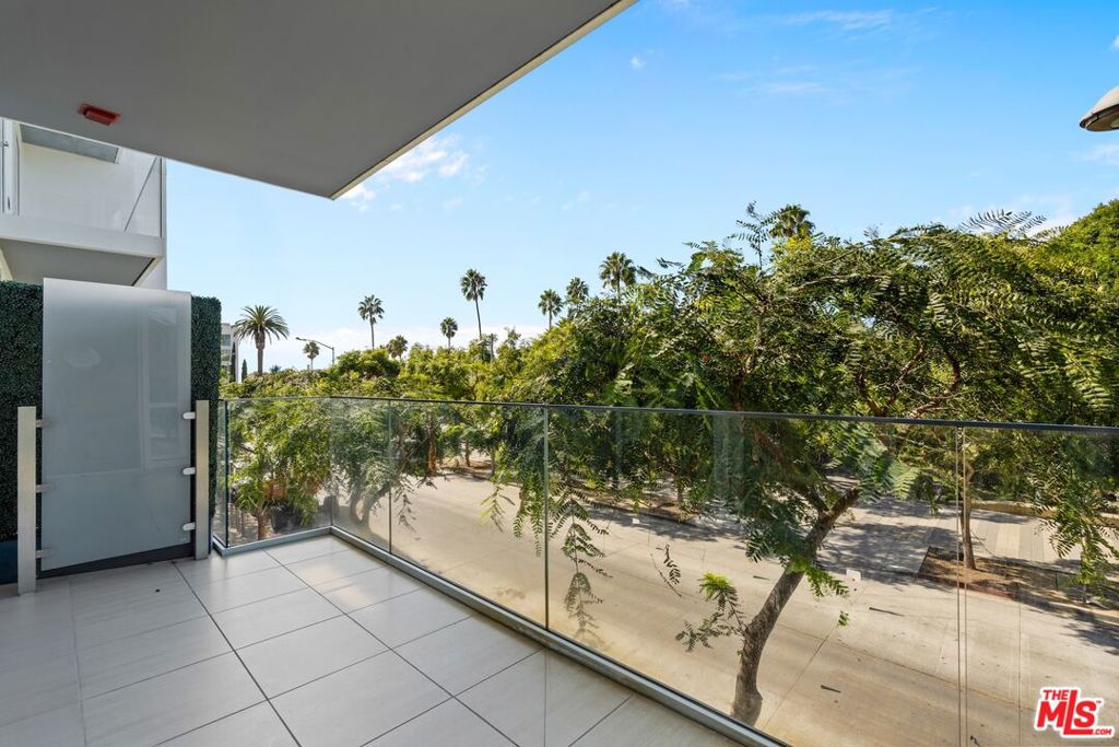 1705 Ocean Avenue 206