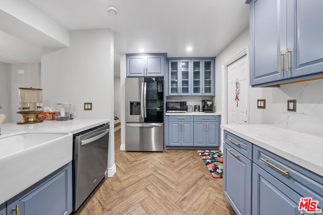 1202 Indiana Ave Unit: 10