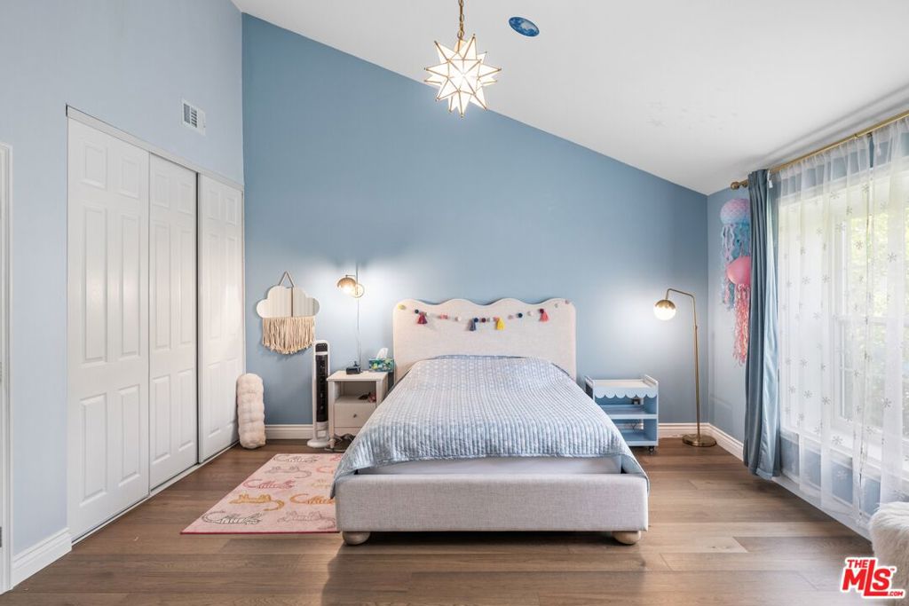 1202 Indiana Avenue 10