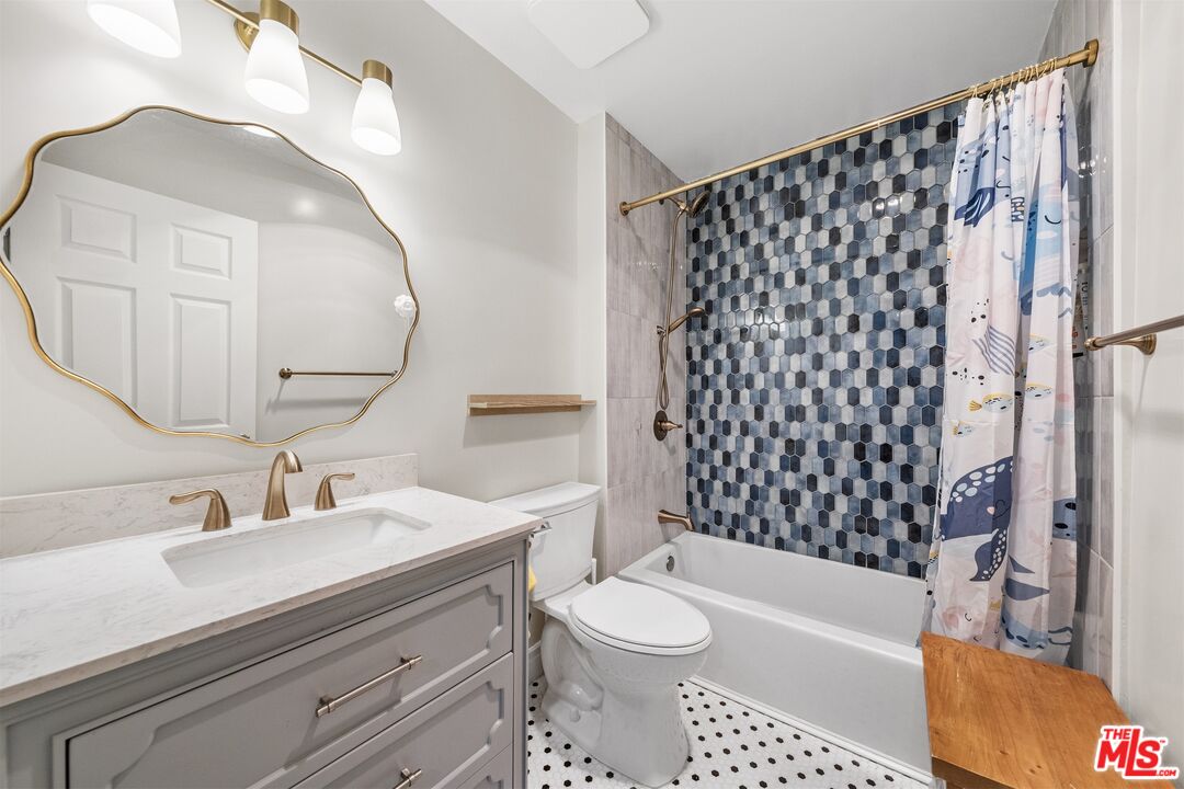 1202 Indiana Ave Unit: 10