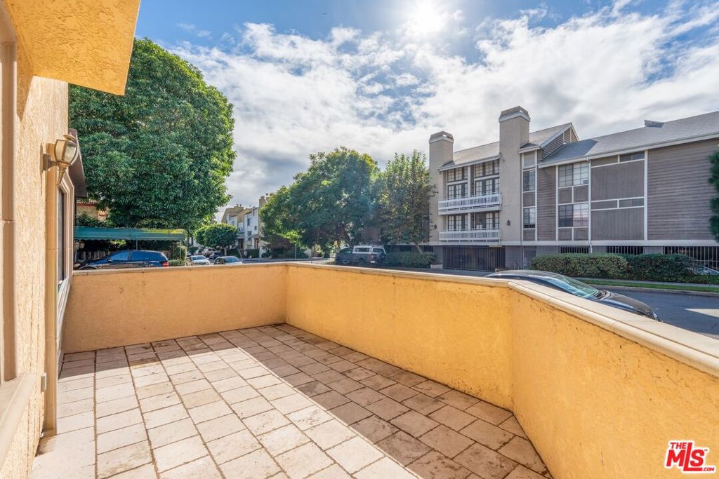 1716 Brockton Avenue 101