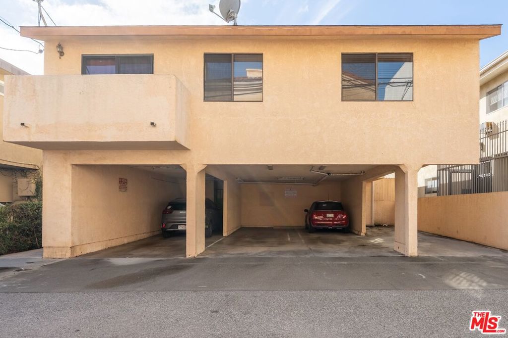 1716 Brockton Avenue 101