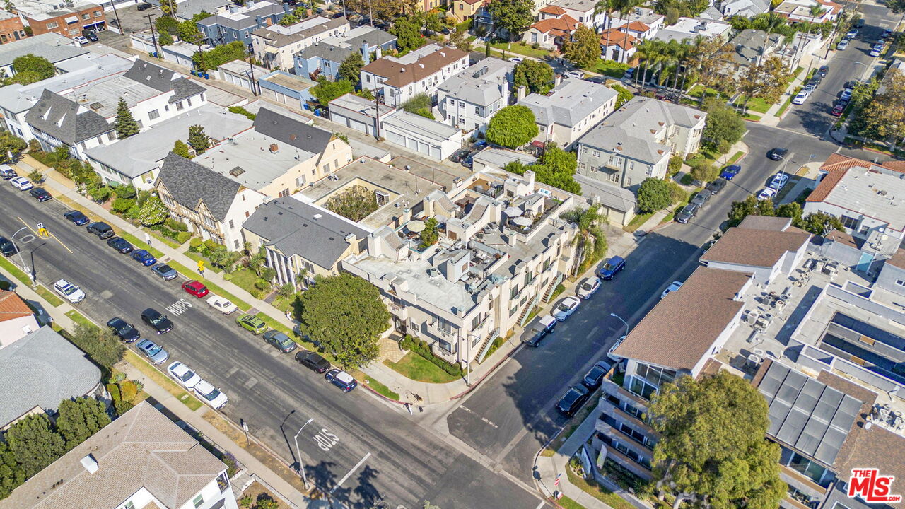 102 N Sweetzer Ave Unit: 106