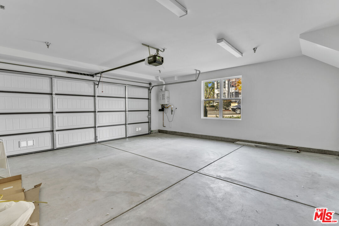 1022 La Cadena Ave Unit: A