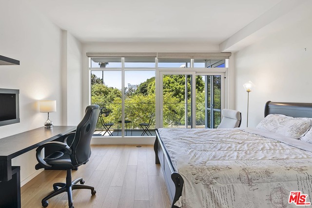 1705 Ocean Ave Unit: 206