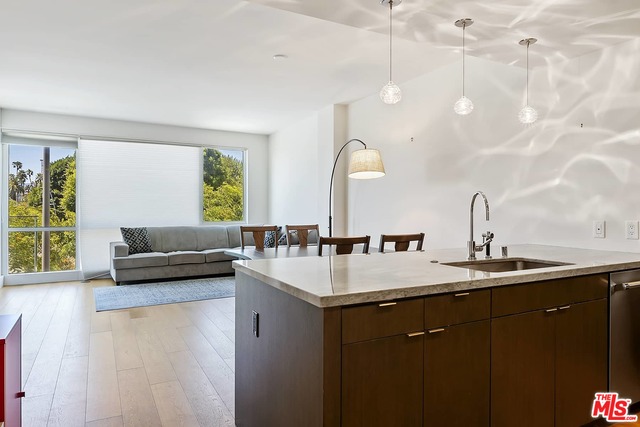 1705 Ocean Ave Unit: 206