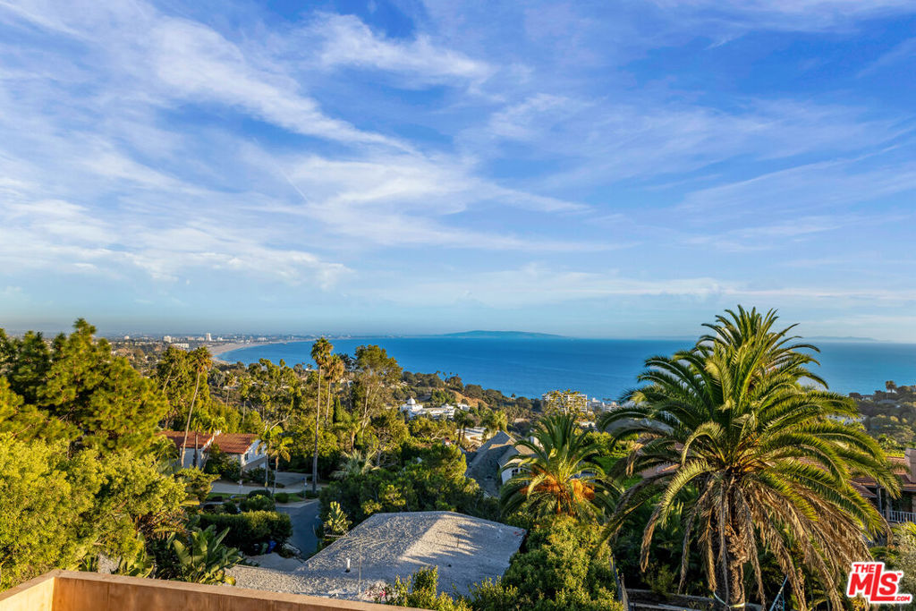 620 Resolano Drive