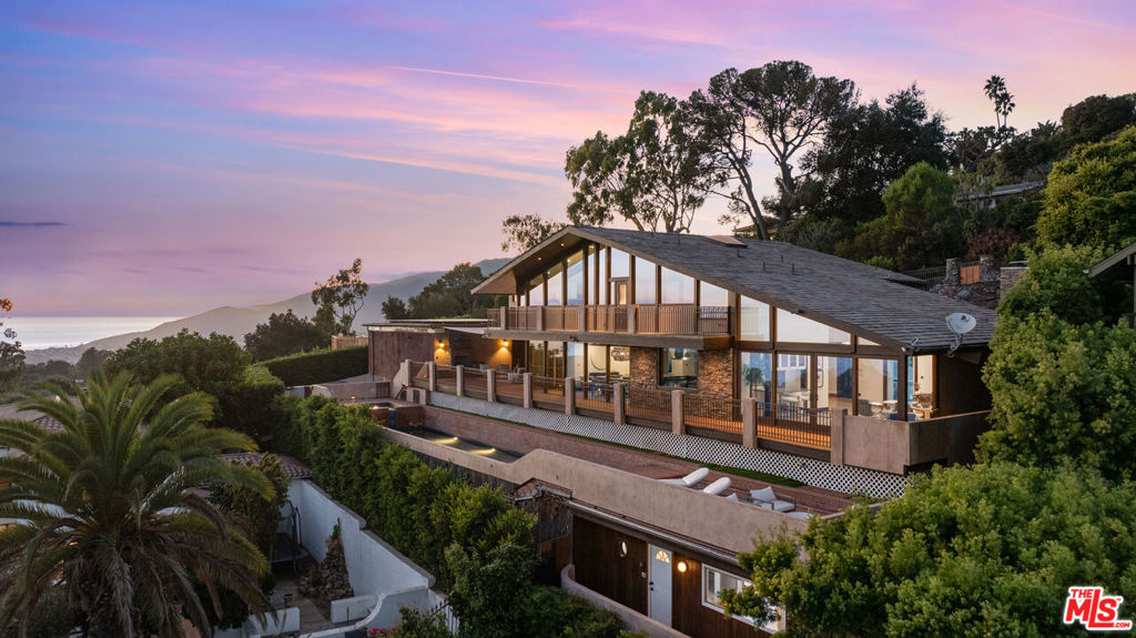620 Resolano Drive