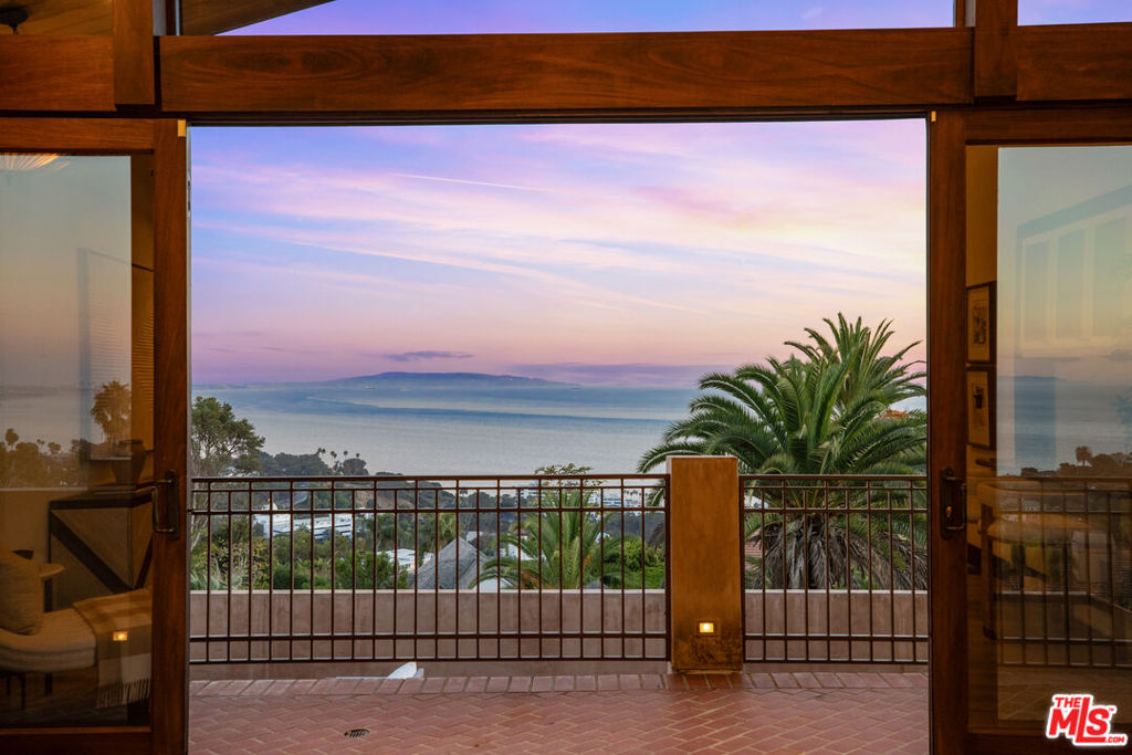 620 Resolano Drive