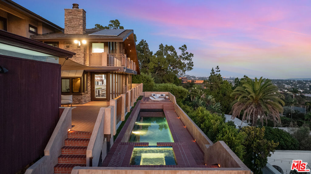620 Resolano Drive