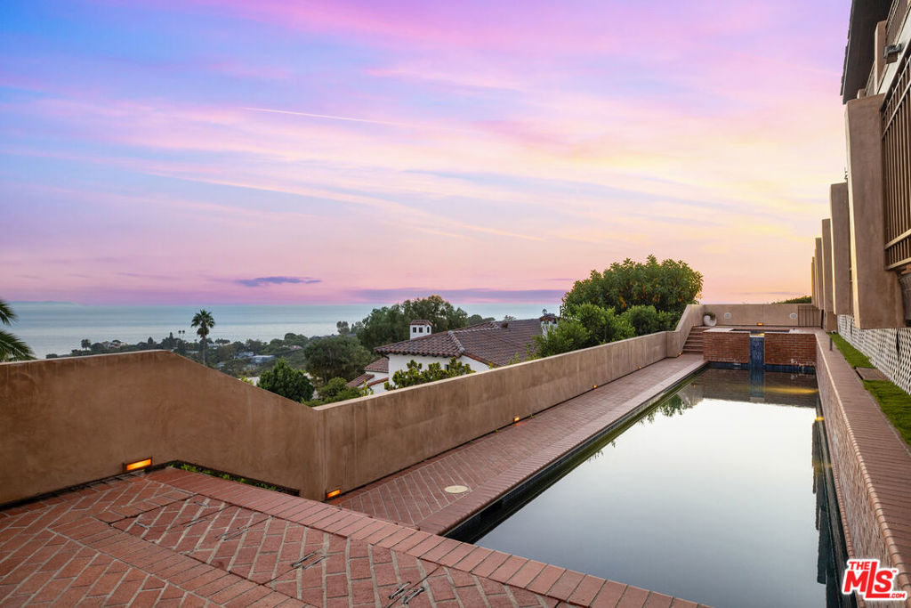 620 Resolano Drive