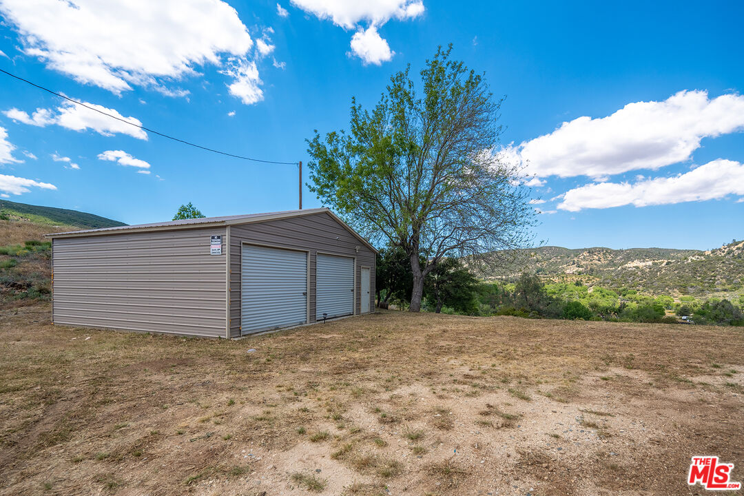 18087 Newview Dr