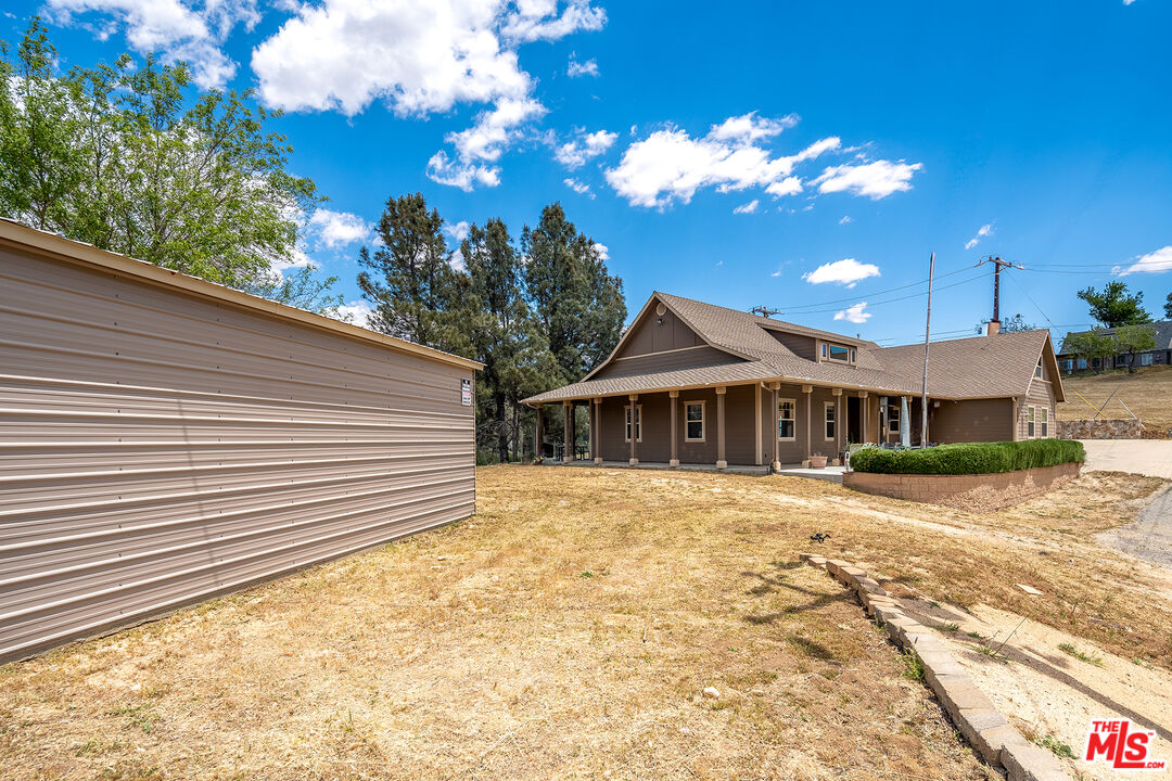18087 Newview Dr
