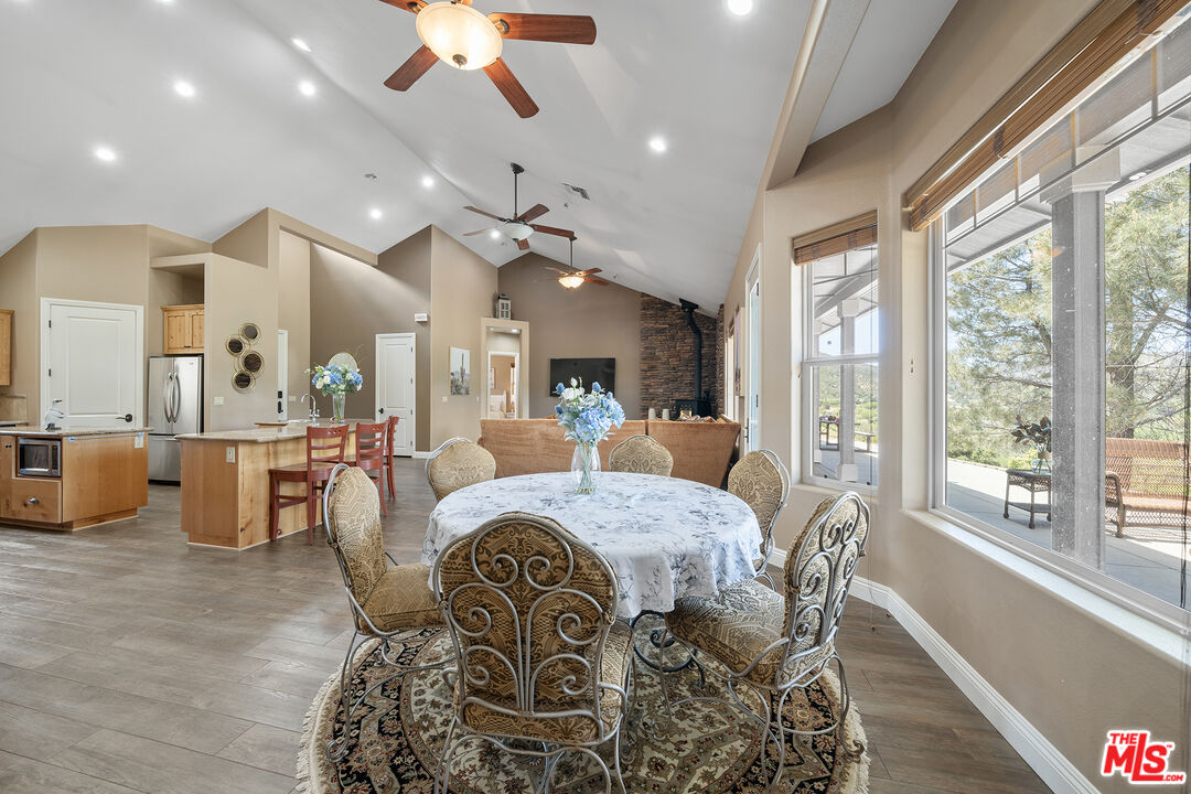 18087 Newview Dr