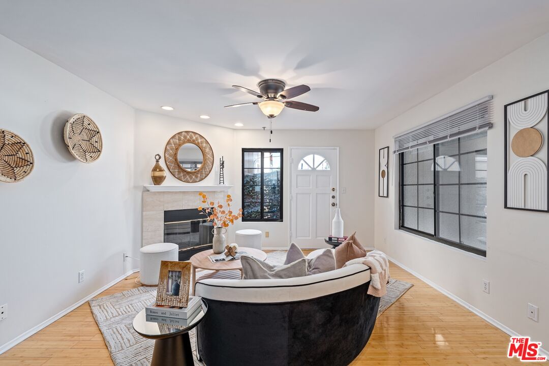 102 N Sweetzer Ave Unit: 106