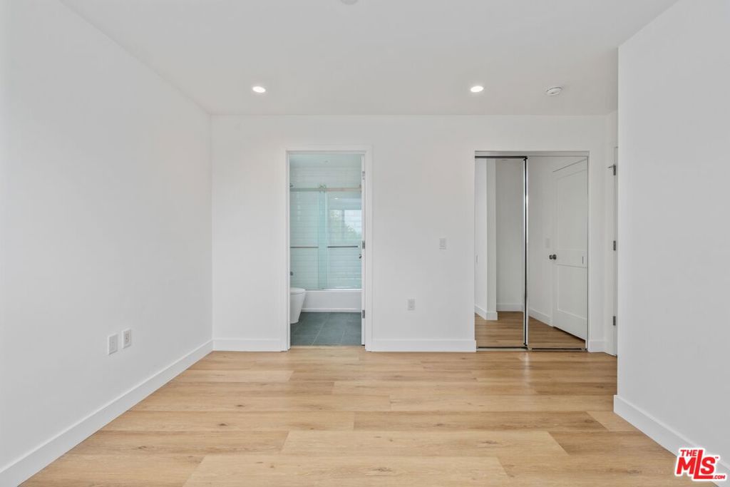 1060 S Bronson Avenue 1