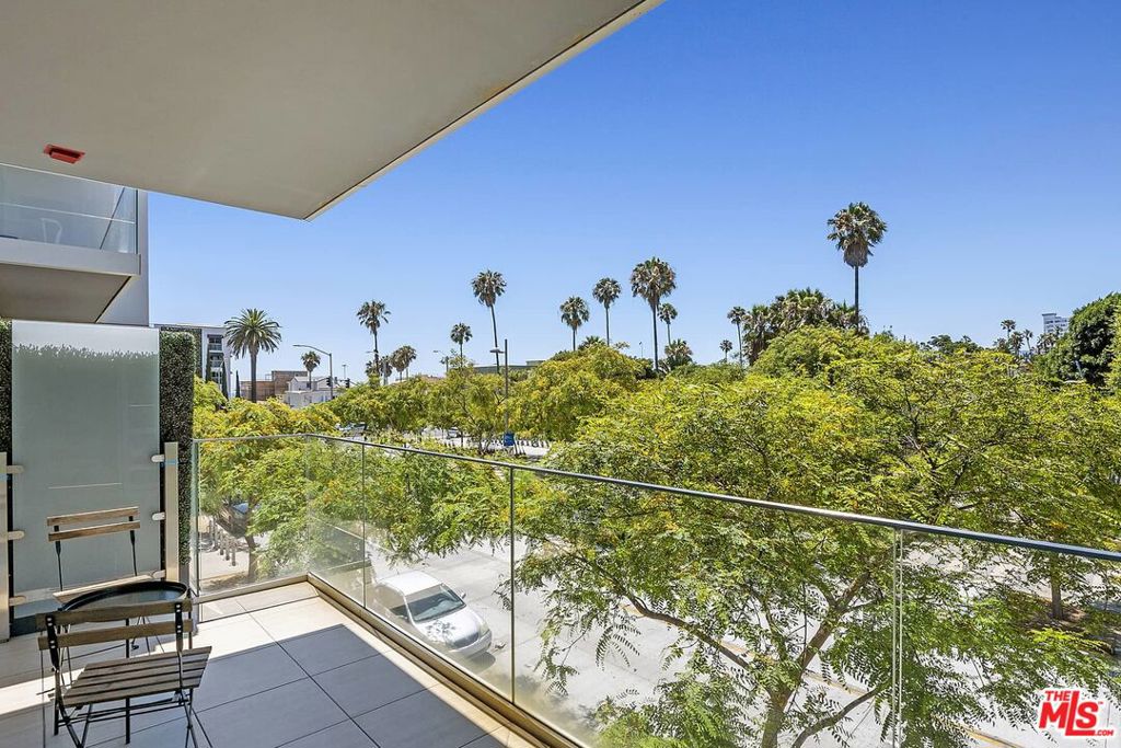 1705 Ocean Avenue 206