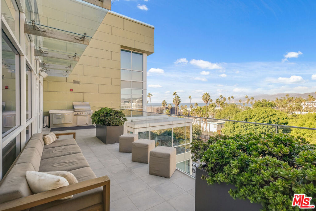 1705 Ocean Avenue 206