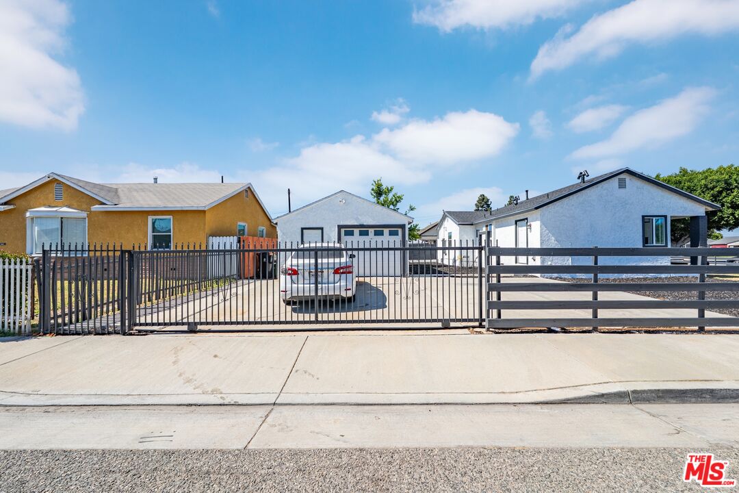 12219 S Central Ave